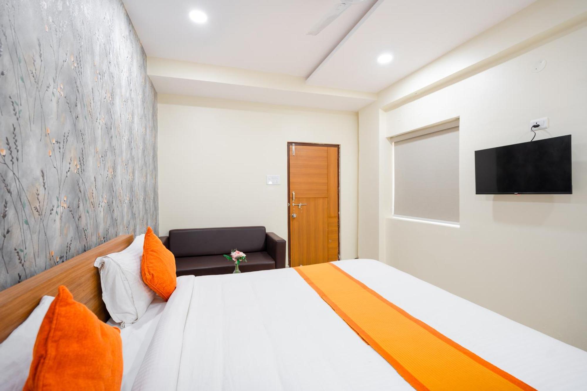 Iris At Nest Otel Haydarabad Dış mekan fotoğraf